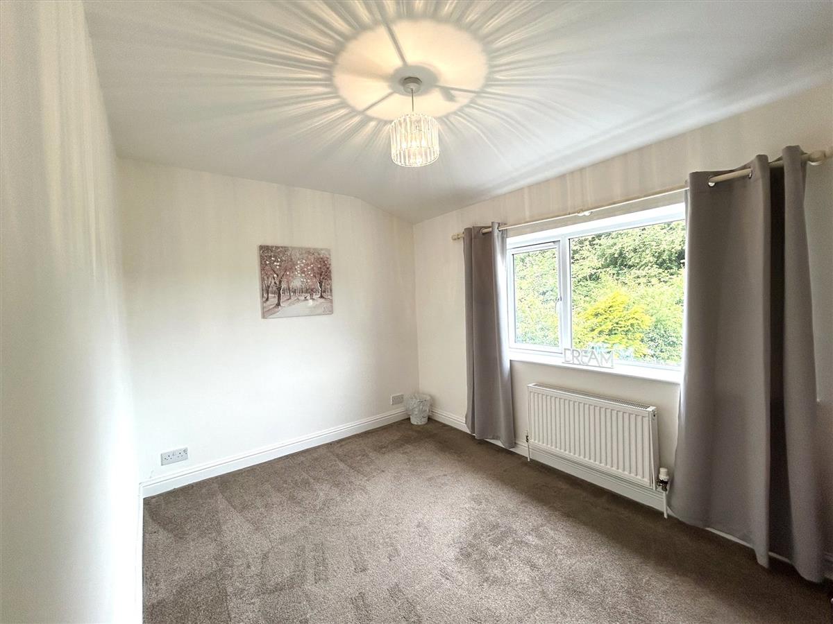 Property Image028d2f83-7c89-48c7-811d-8dcfbd896eaa