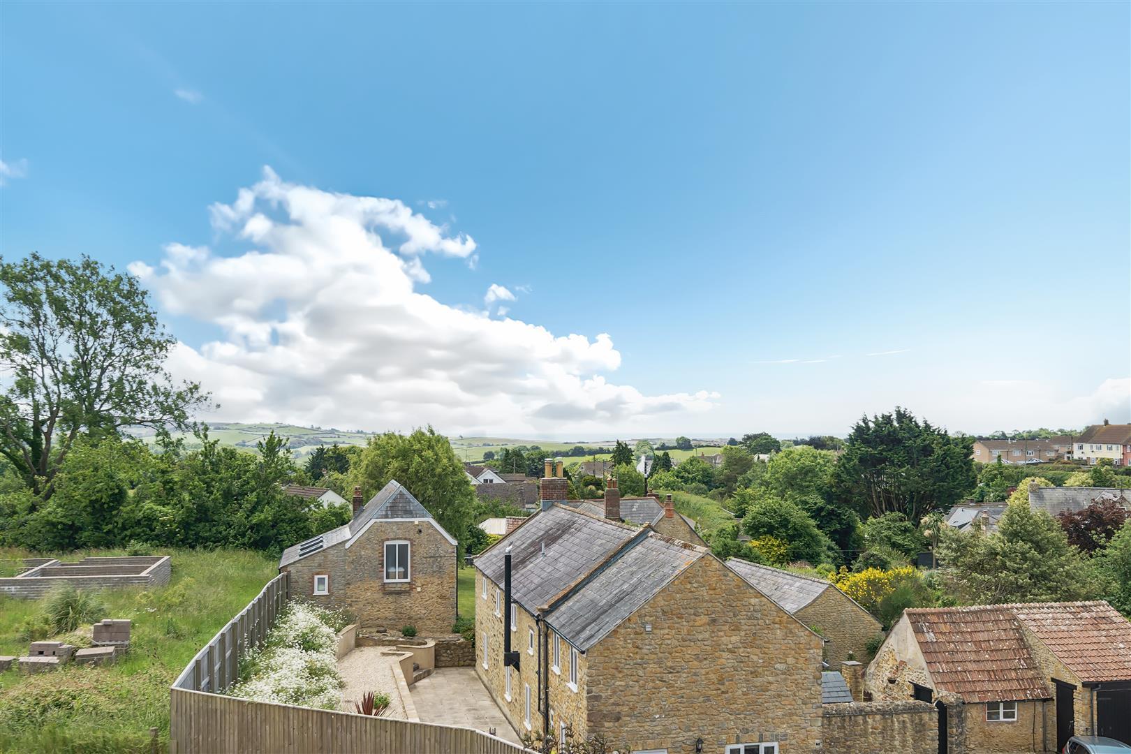 Property Image 0298b661-cc11-4b69-b196-292b37c821e1
