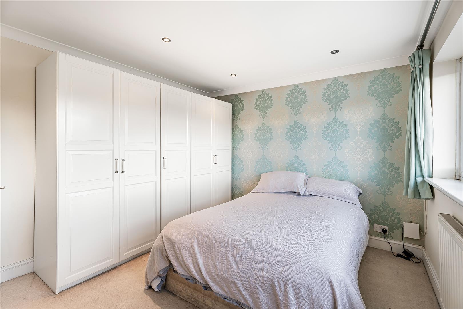 Property Image 02a08180-e814-4dfd-8c5a-995cfeb4d543
