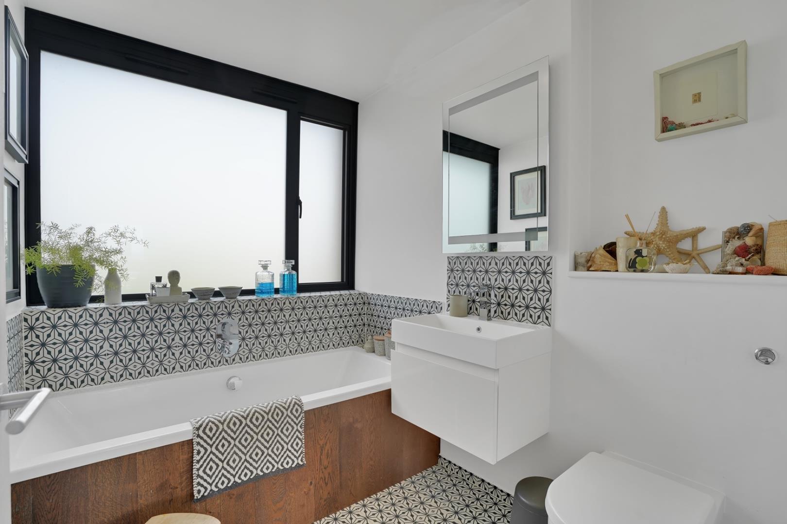 Property Image 02b17329-4c3c-4deb-aa0f-705a887c8978