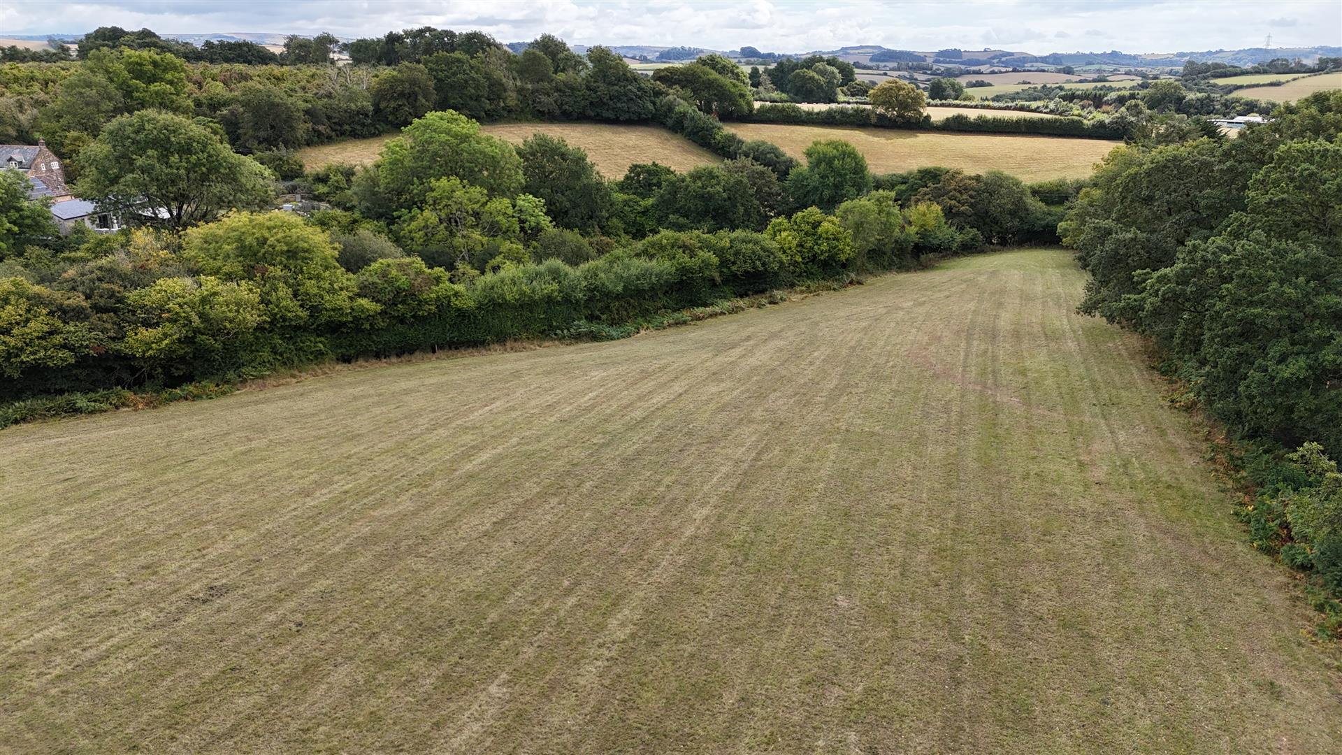 Property Image 02b258f8-3137-429a-b8d4-b3db062eaf2f