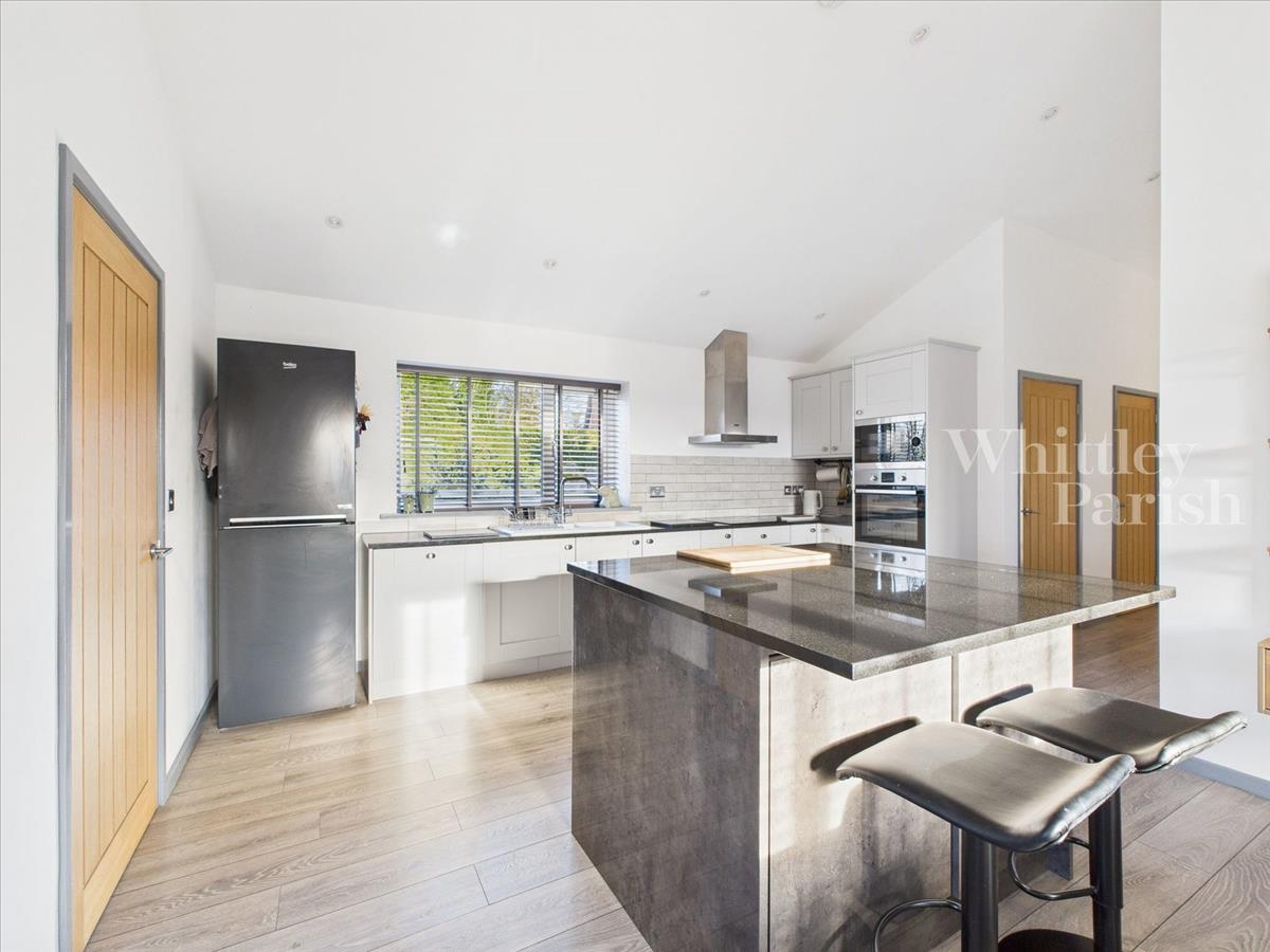 Property Image 02b60288-e3ad-4f33-9cd8-48806fe3c542
