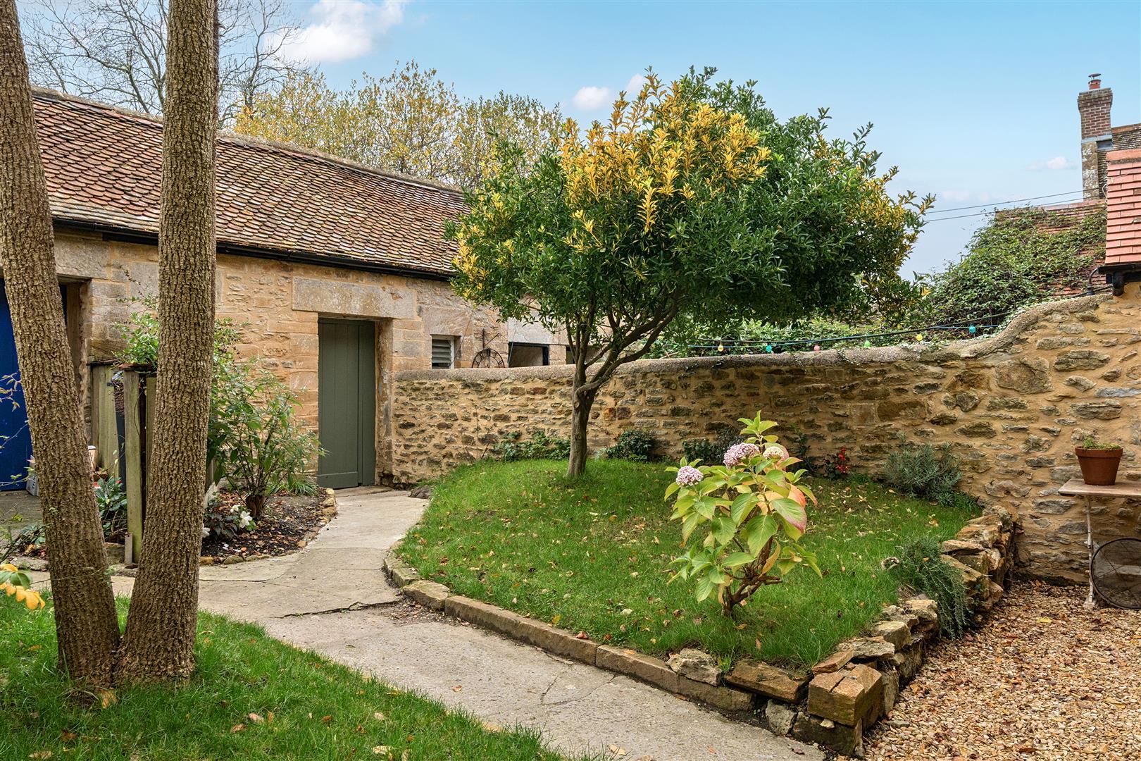 Property Image 02b9eab5-be6b-4c8a-84be-16171838617e