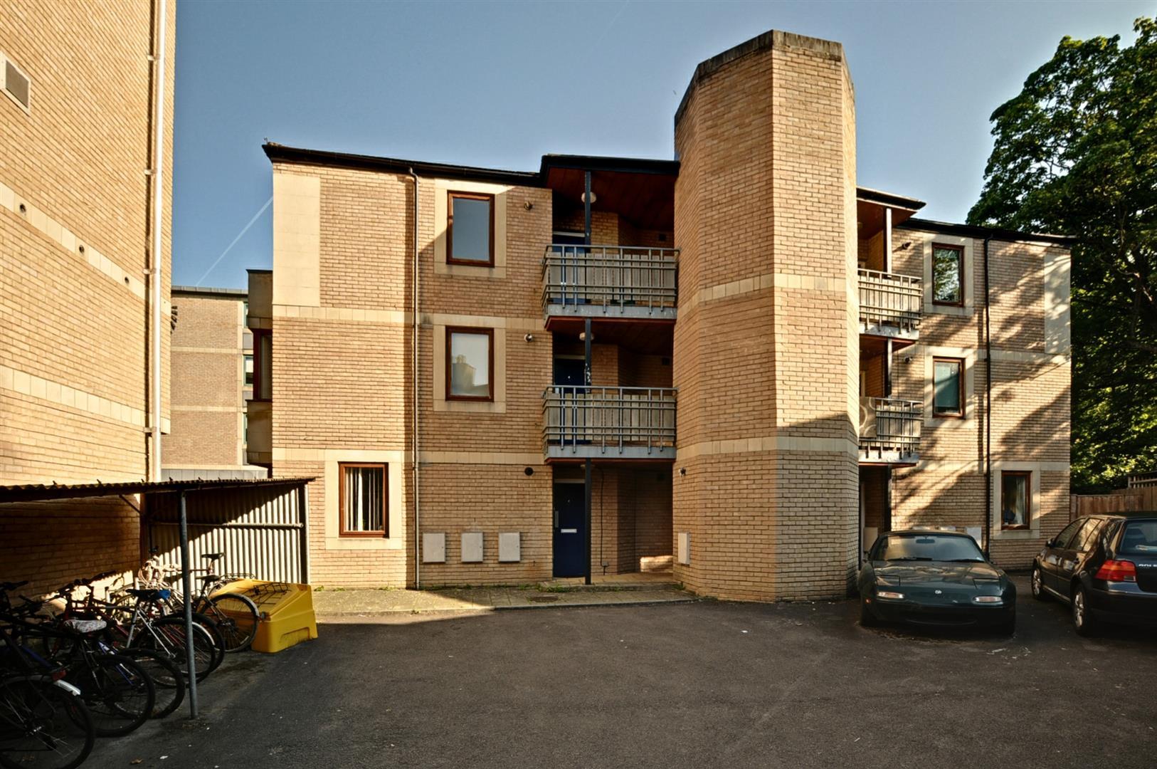 Property Image 02bf1339-9ecd-49d0-9626-a6b0ac273046