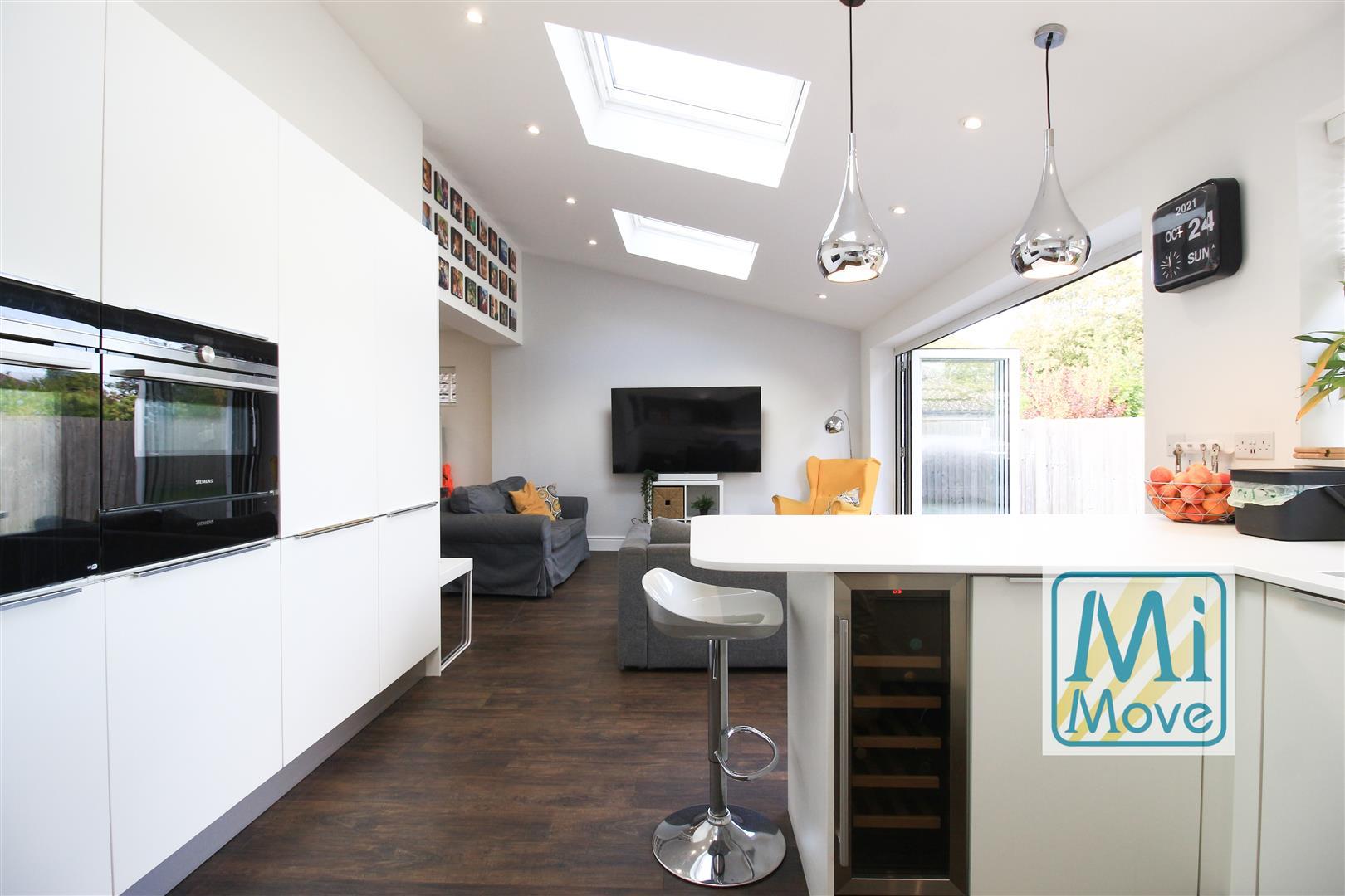 Property Image 02d2645d-544e-4160-8f5e-ea03af5801c9