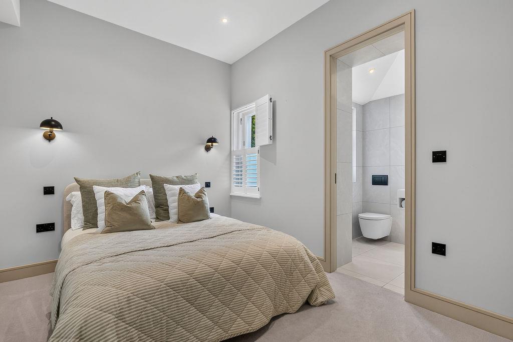 Property Image 02d4a018-8a4b-468f-a6bd-4b259b7bc4c3