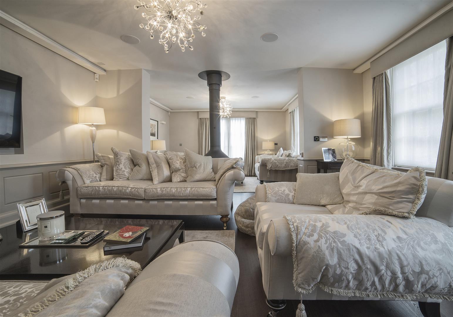 Property Image 02dfb95d-d595-4993-a36f-39eb51a04905