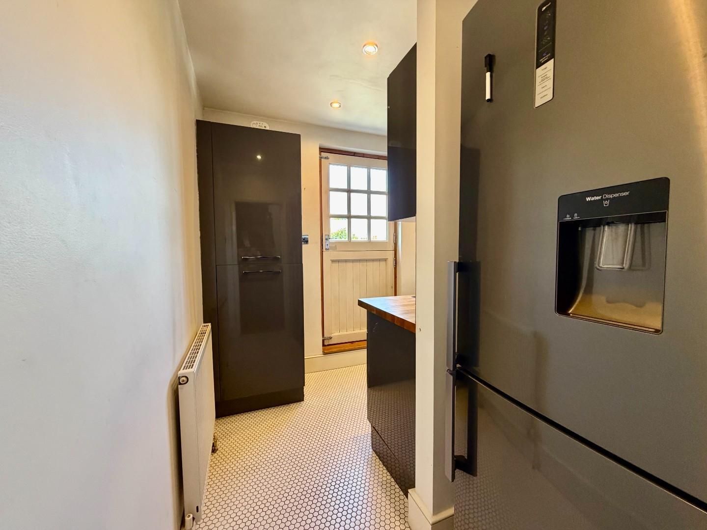 Property Image 02e4d2cc-b5dd-4bd5-90fd-a0a81d58b25a