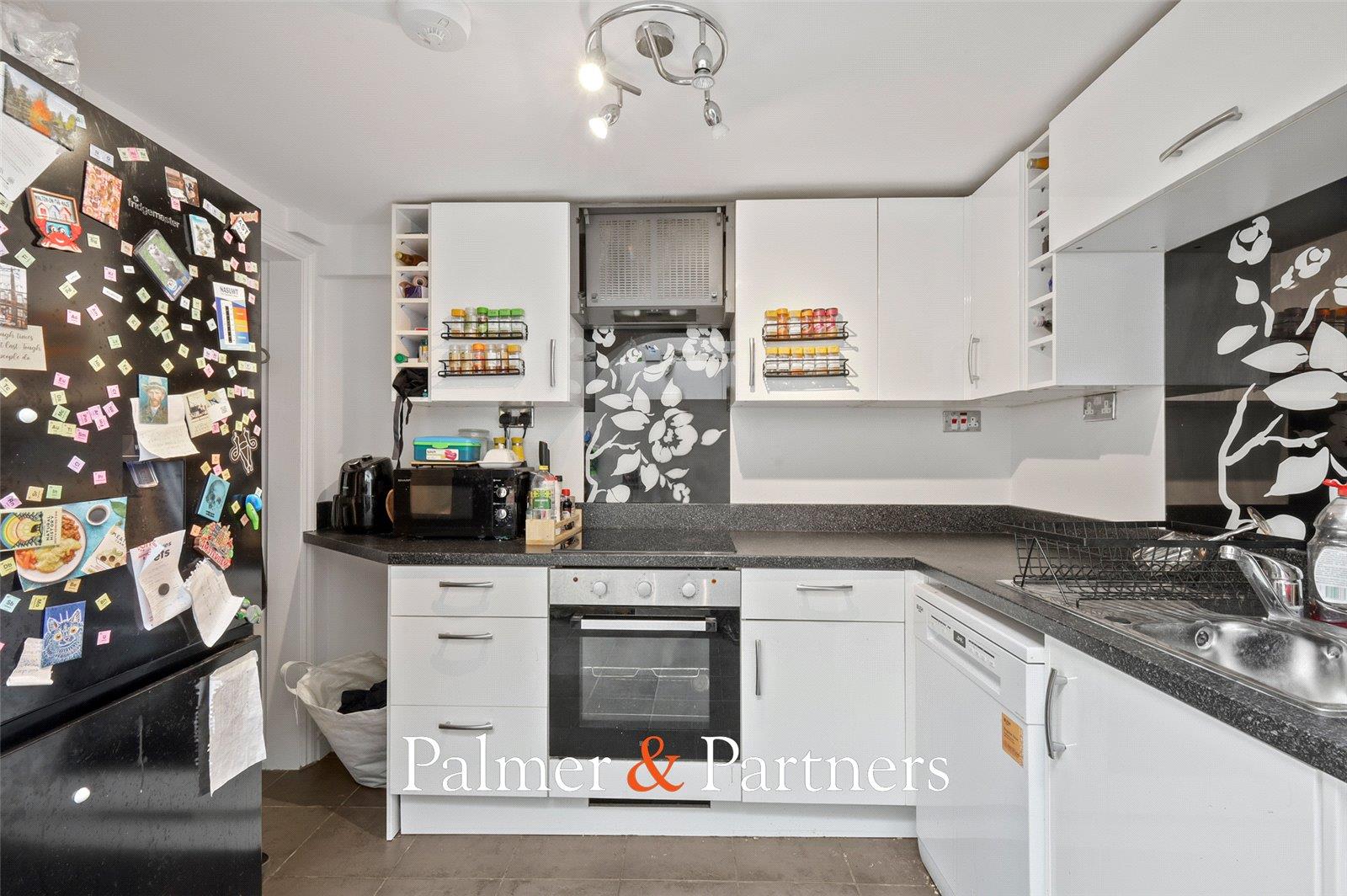 Property Image 02f2deee-ec6f-4d40-8225-2c451e96690f