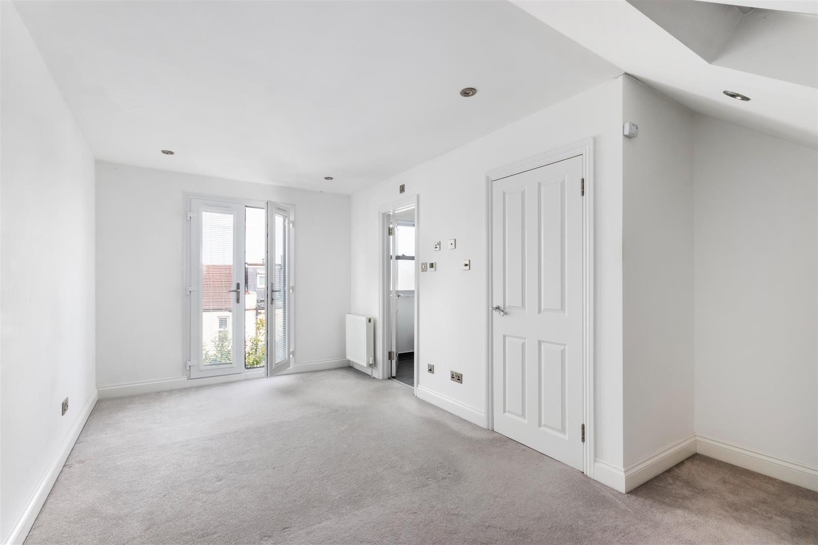 Property Image 03069e43-5466-4982-a3aa-8638395c5589