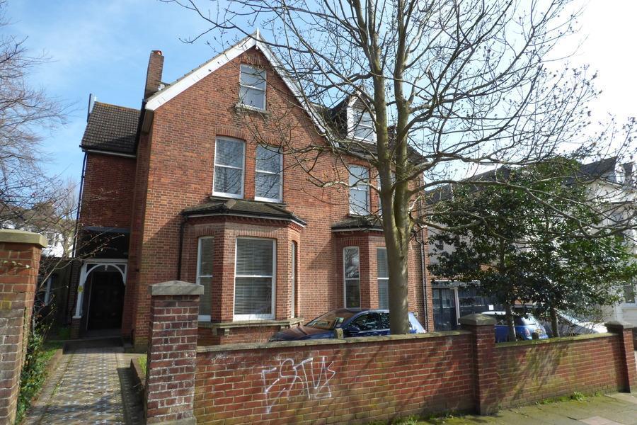 Property Image 03077246-dd47-4527-8402-8f7685476a9b