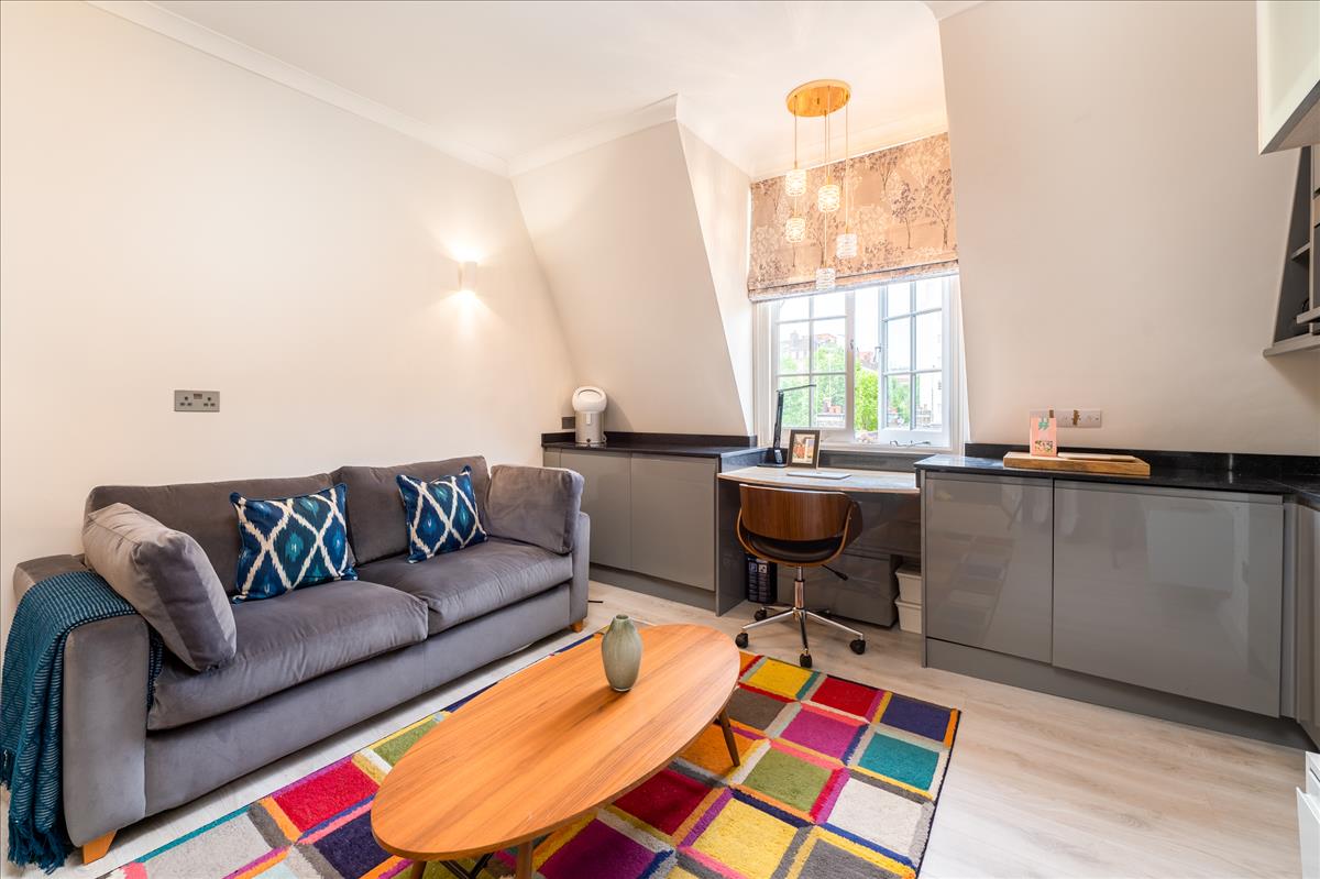 Property Image 03175b9e-8a2f-4764-85cd-55c395c571e7