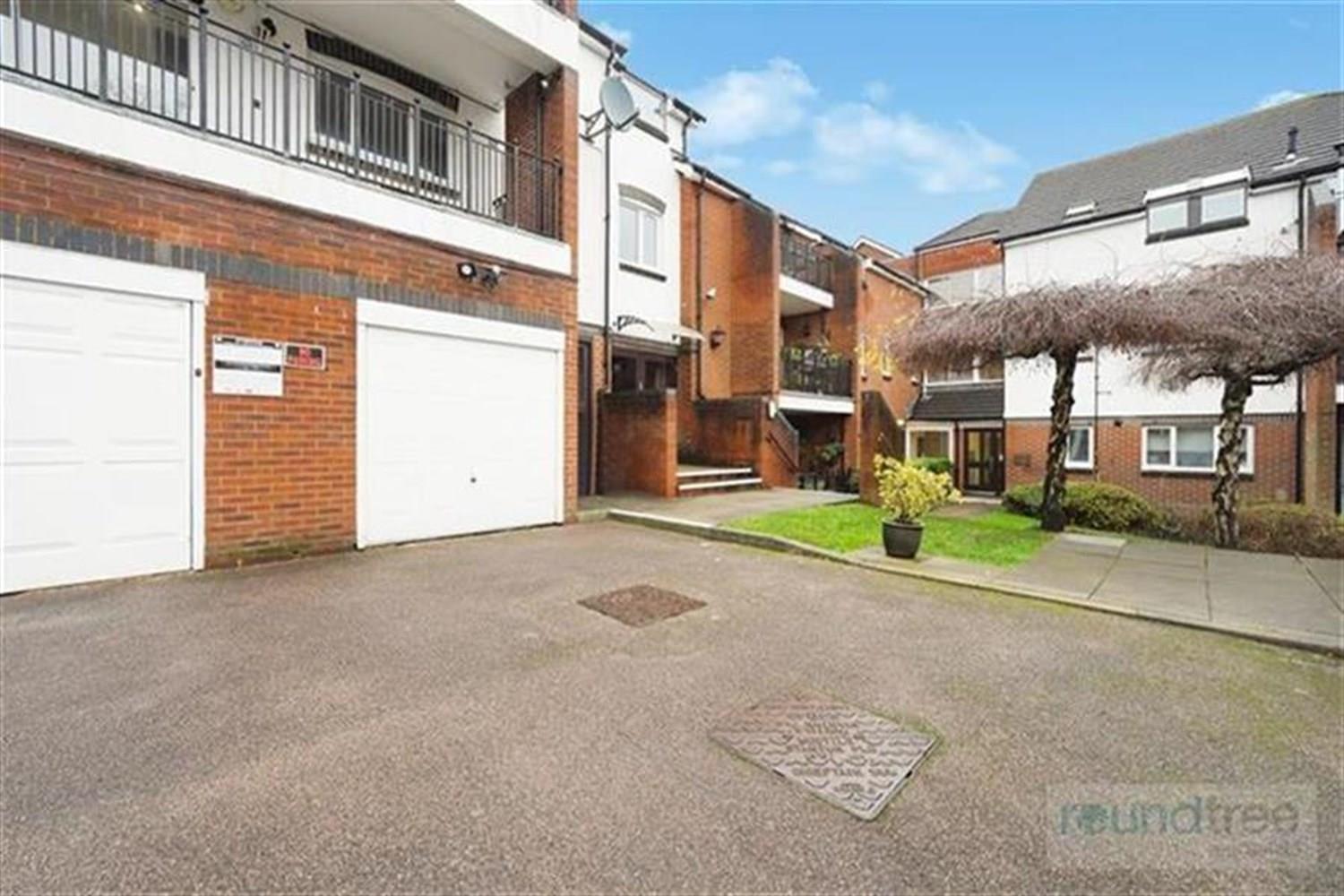Property Image 031ba149-3e04-4b08-ab9d-c5e2cde65080