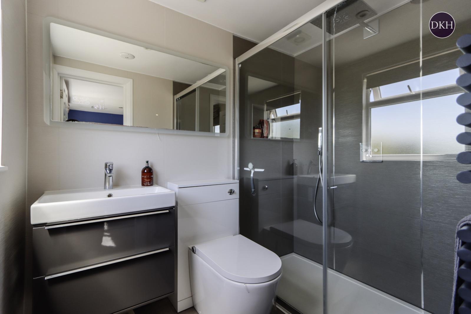 Property Image 031fa6f5-ea0f-4e55-99c8-00684aaa1656
