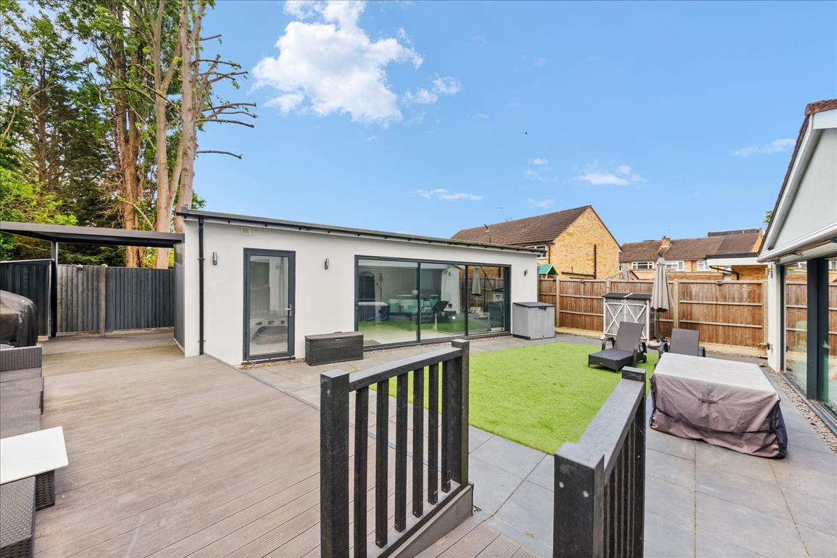 Property Image 0327d4d5-847b-4391-9dbe-30ca488e4fd2