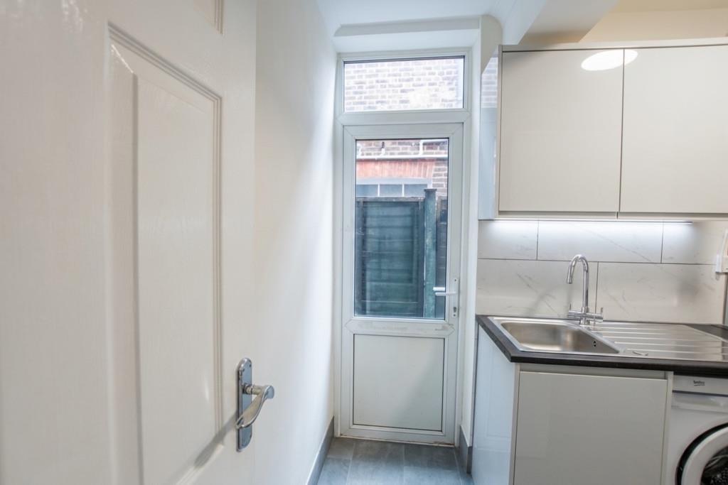 Property Image 0329bce2-f84a-44b0-8dc9-a368dbfc47be