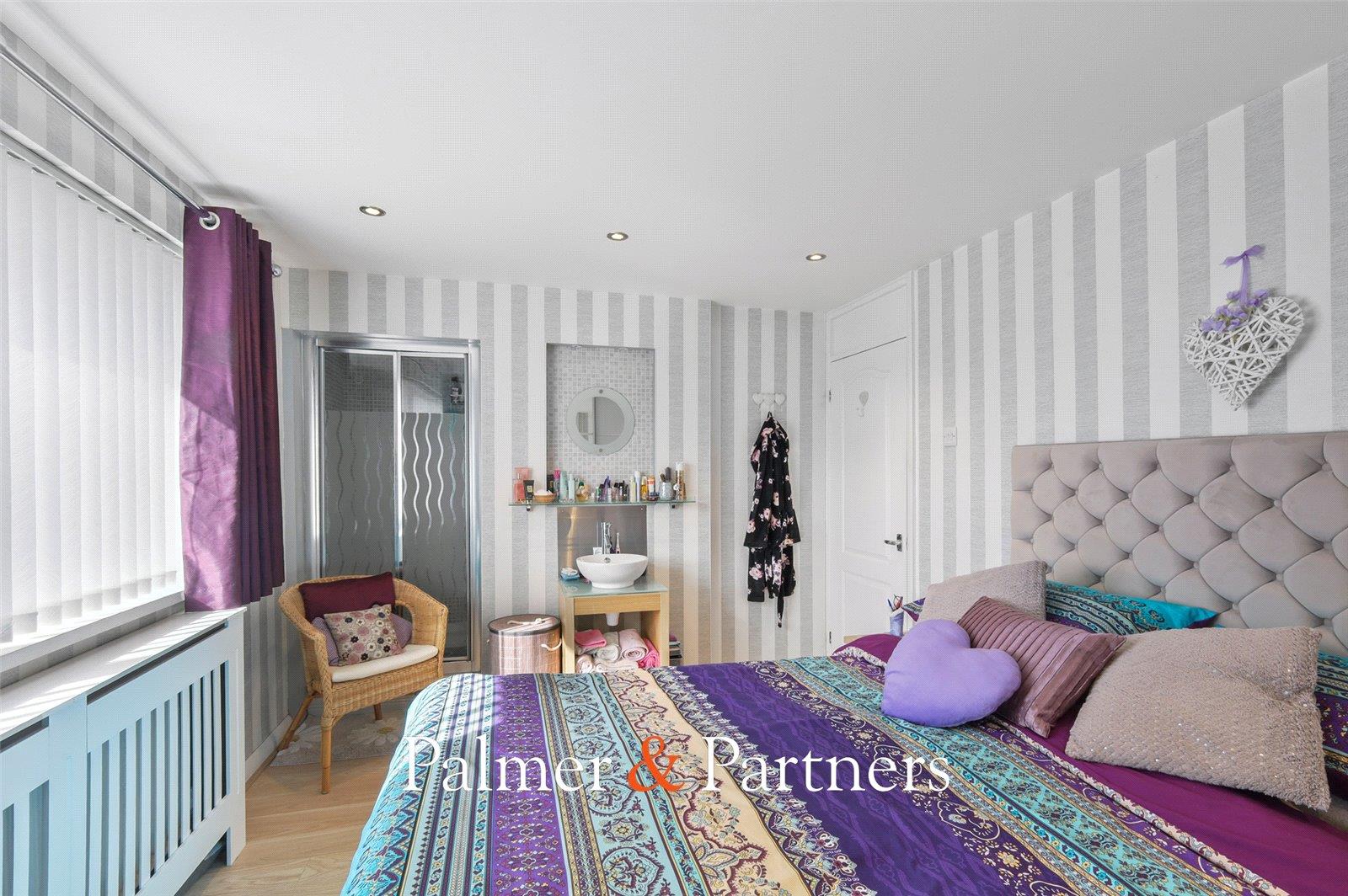 Property Image 032e8be0-bd5b-477c-9856-a2205cd1d7e4
