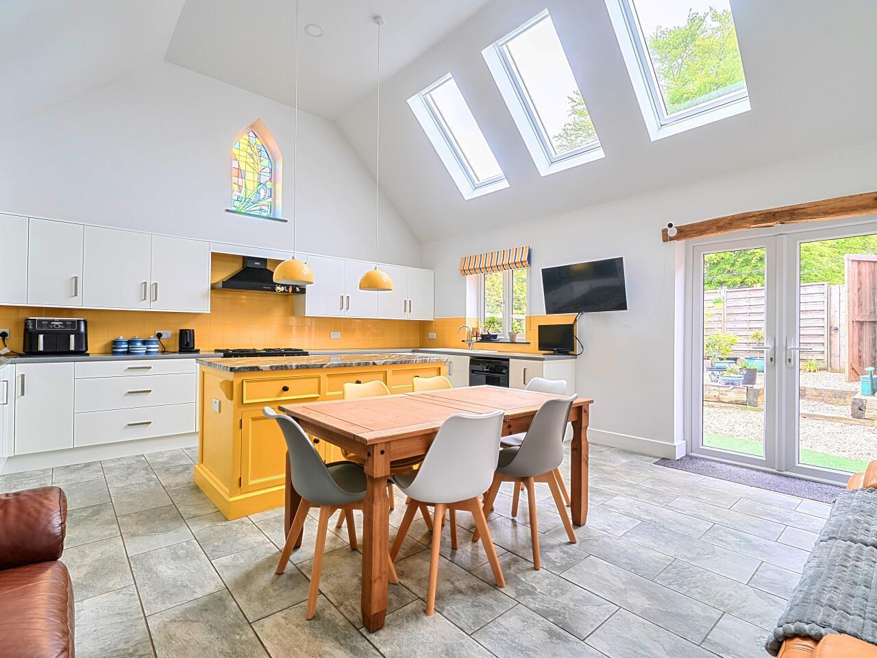Property Image 03333255-dab5-4902-856e-84929a6eee63