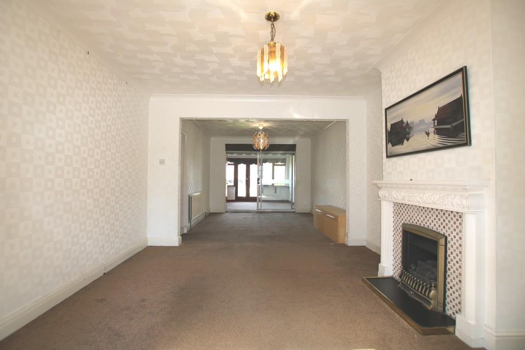 Property Image 033eb64e-8487-4455-915f-330e44b81e3f