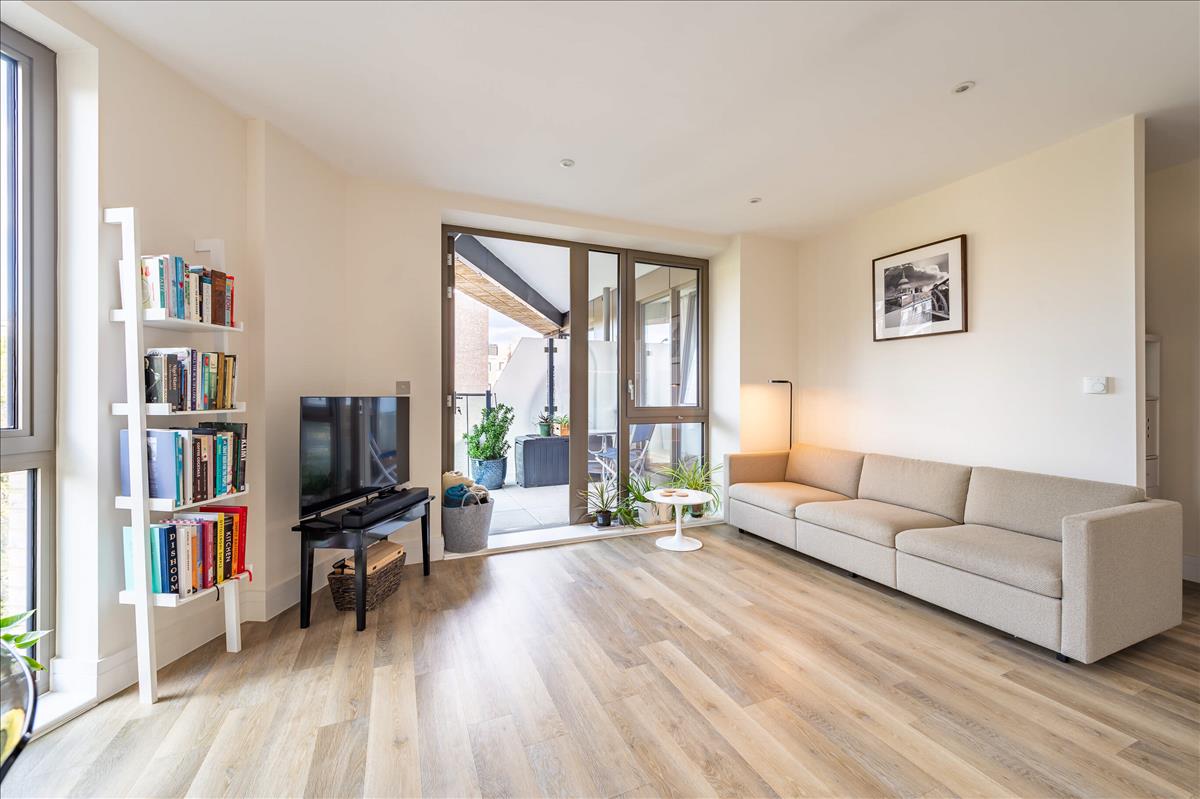 Property Image 034002bd-601d-42f2-9d73-e7d5be1757fe