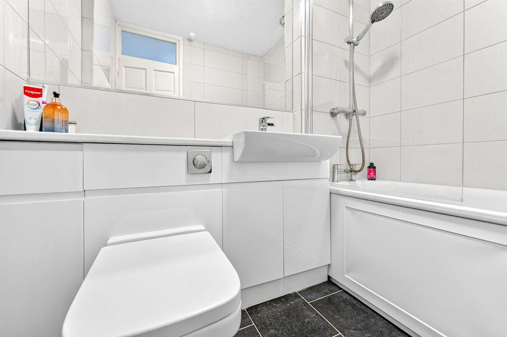 Property Image 0343818a-eae9-4c8b-bbd6-dff0703803f2
