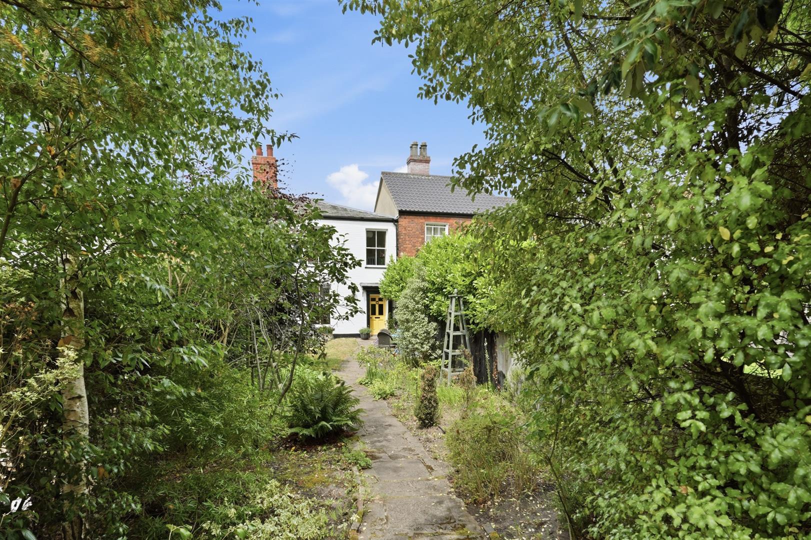 Property Image 03472fab-71a8-4042-80fc-1949adc0e4a9