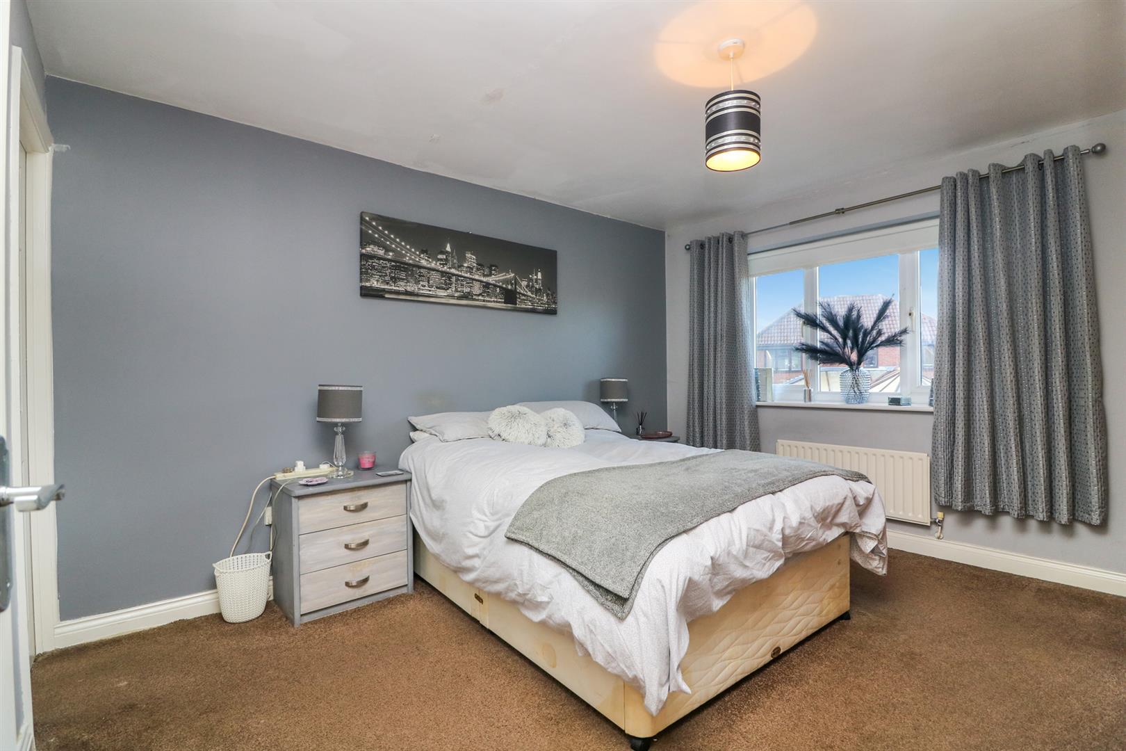 Property Image 03477c92-0209-4b36-ae35-689ecb45c46a