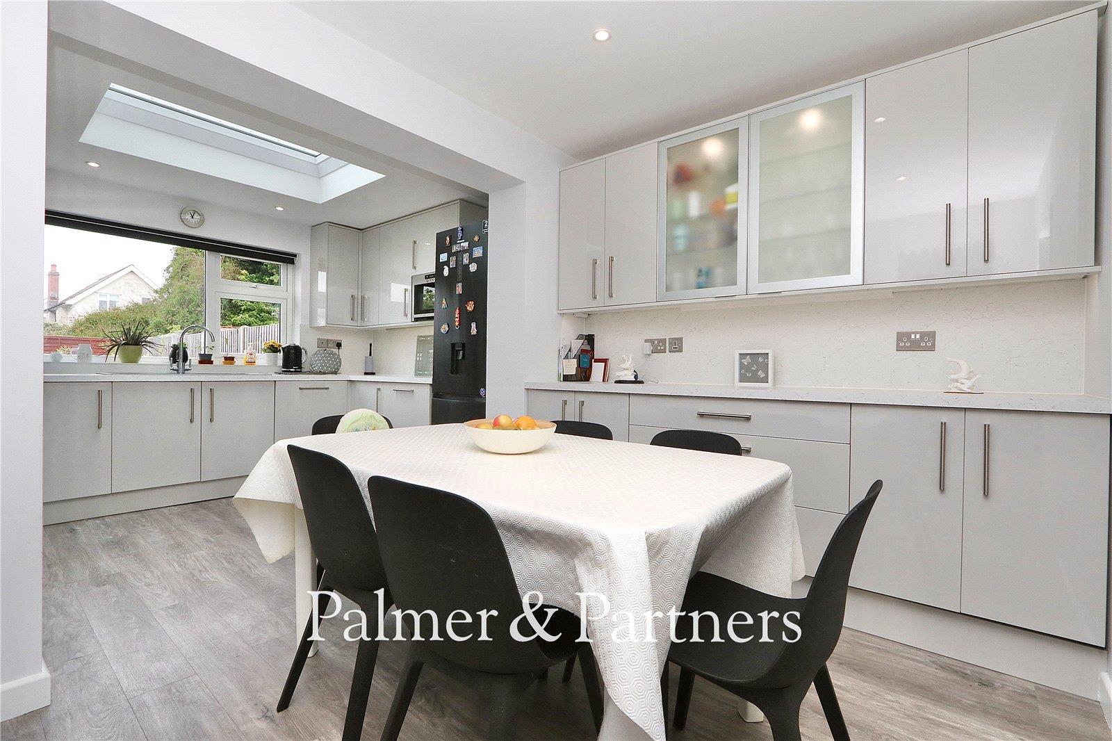 Property Image 0347a2ab-0157-40ea-89cd-483908038c26