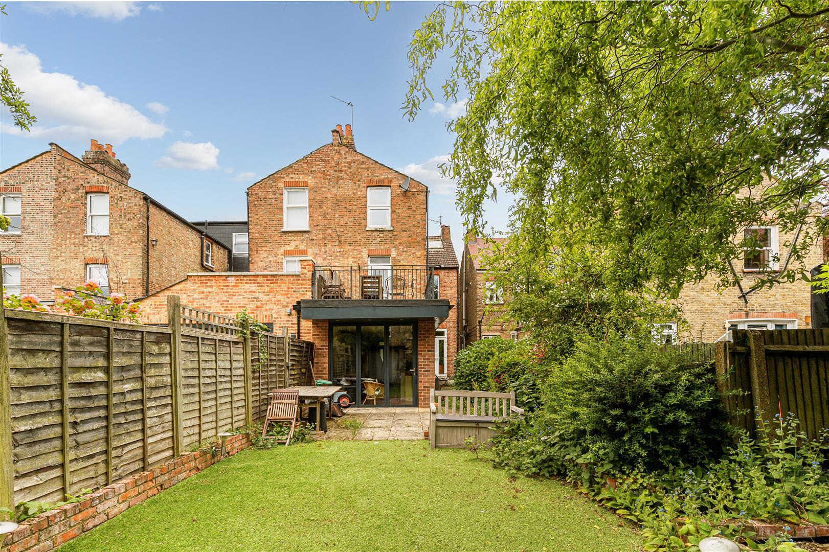 Property Image 035fd40e-a9a4-499e-9b7b-68d31992656f