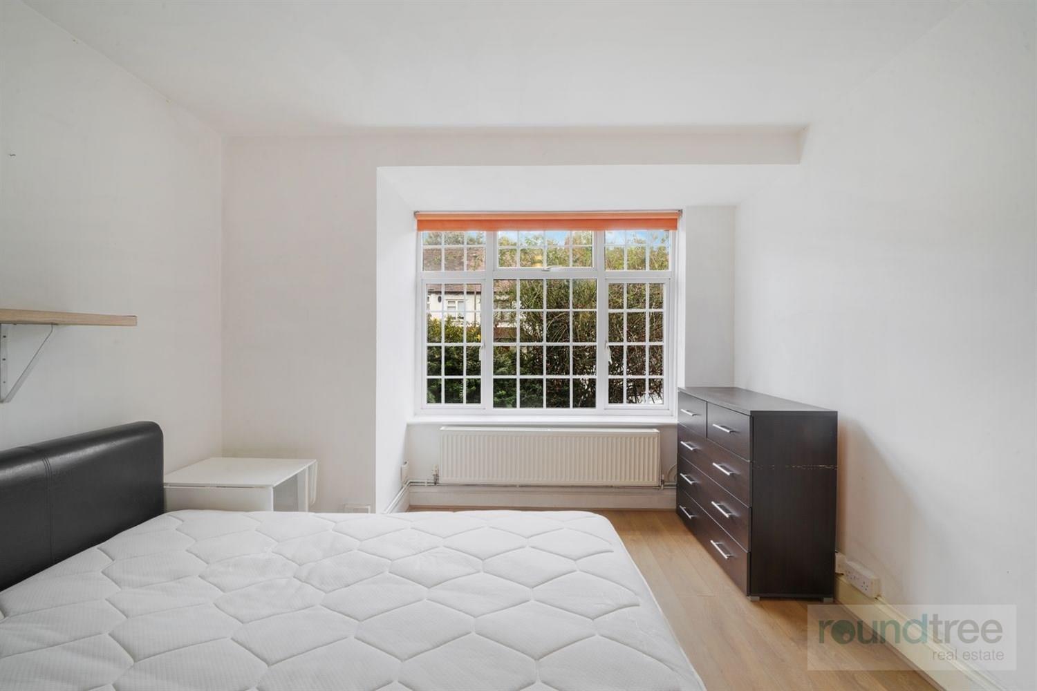 Property Image 03647805-dd66-4f9c-bcf6-dad53c54eb10