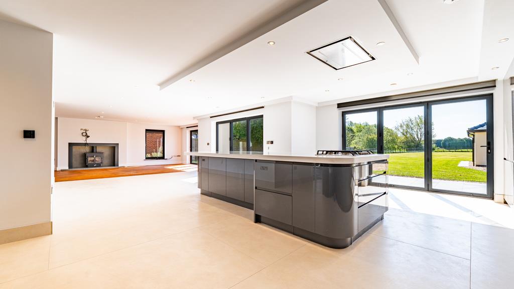 Property Image 036f94bf-9f01-4490-8208-2c869de5d465