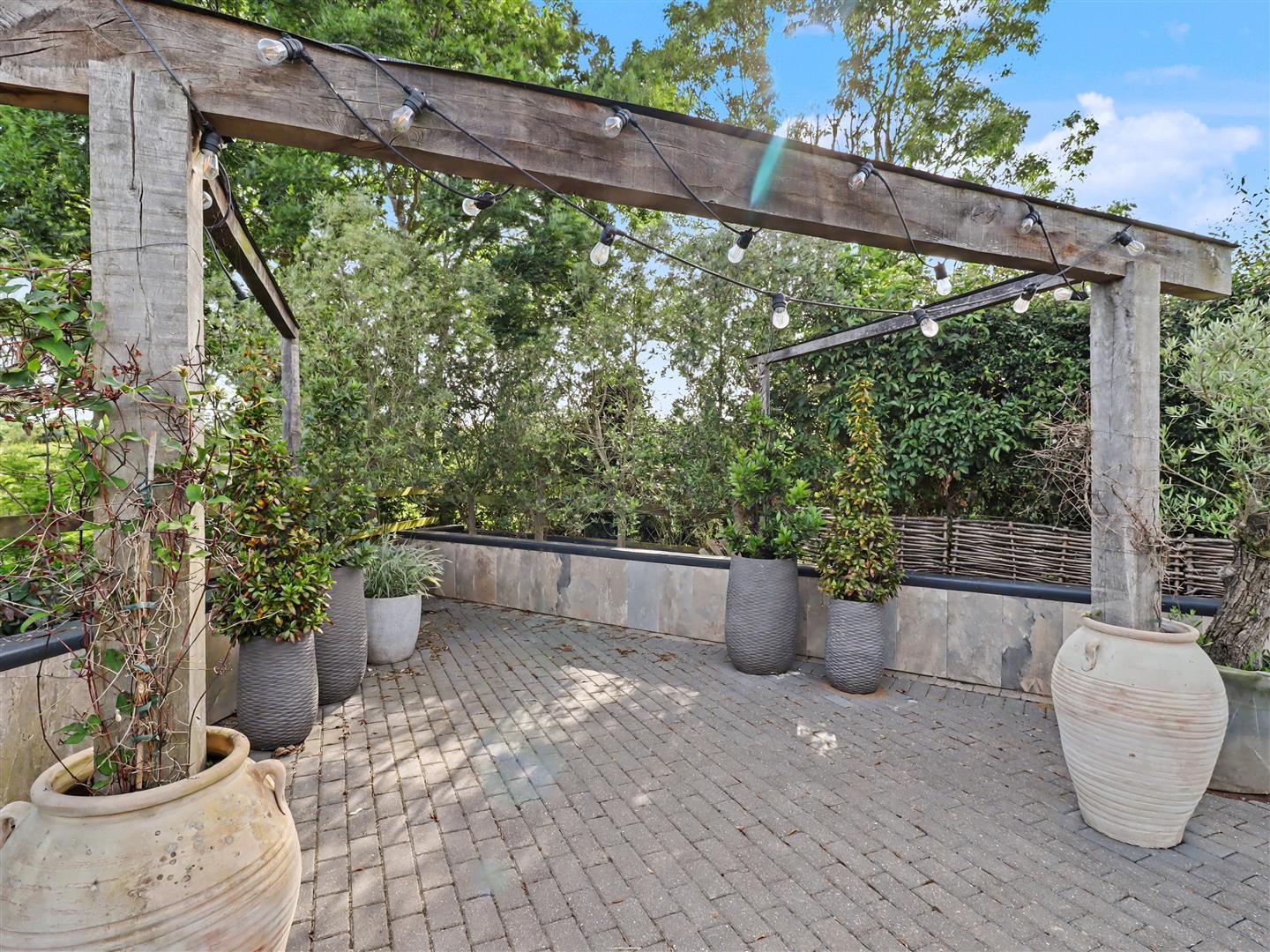 Property Image 037167fd-0e2a-4224-9d0a-574672df9d6c