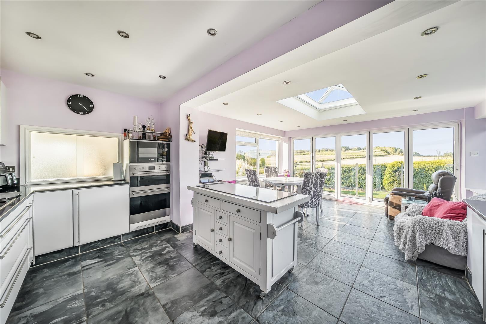 Property Image 03836daa-78bd-4efb-a80a-064d32be8ff1