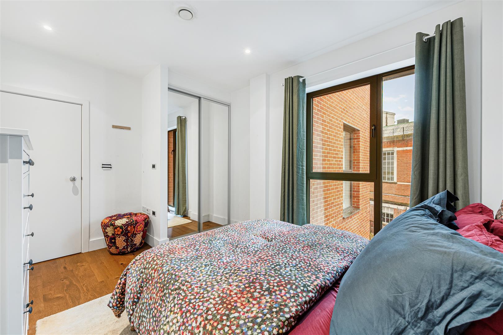 Property Image 0386d3da-7b97-43c0-8c87-02343154b2df