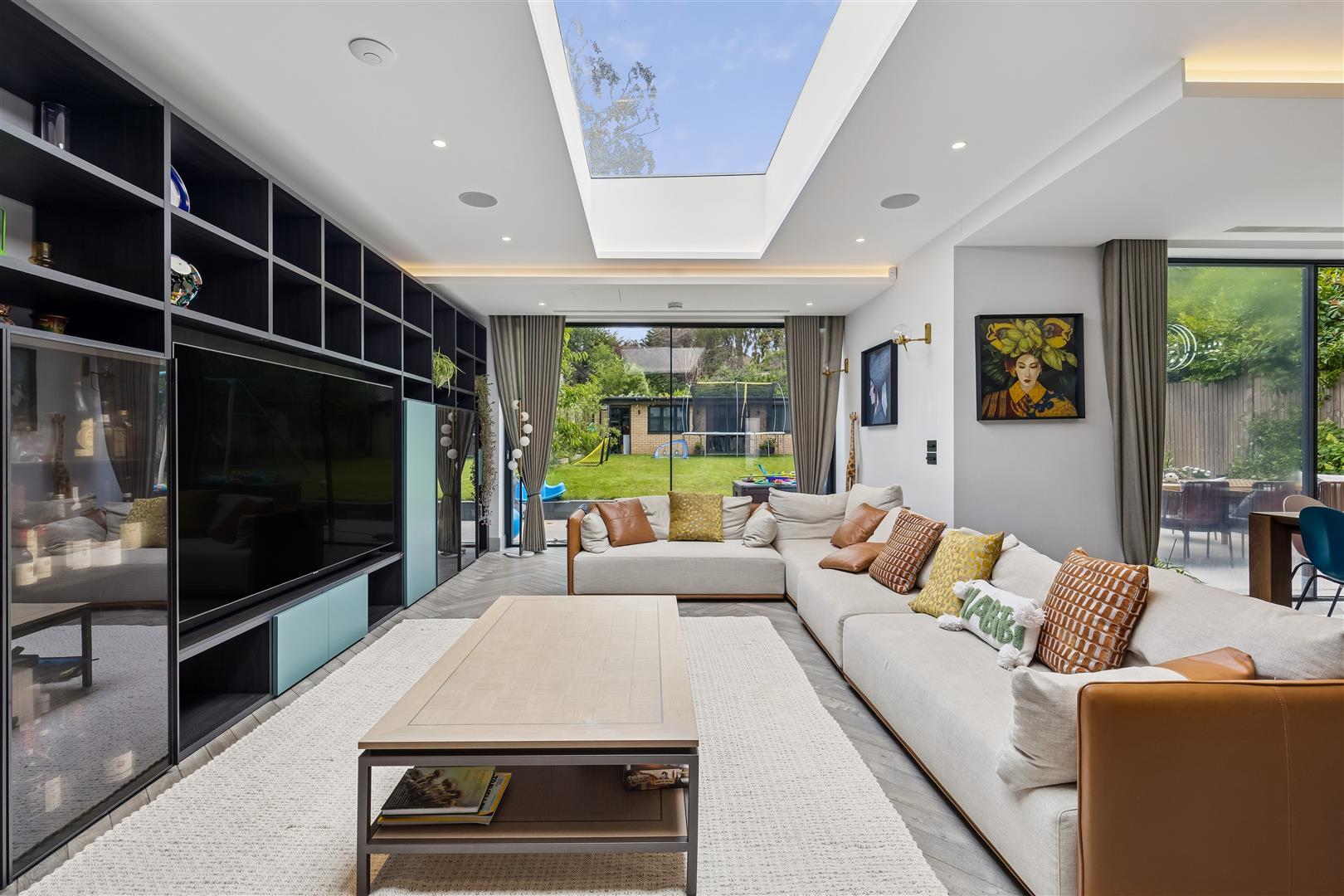Property Image 0387ee1e-00db-4636-b4a4-a1793f5484ec