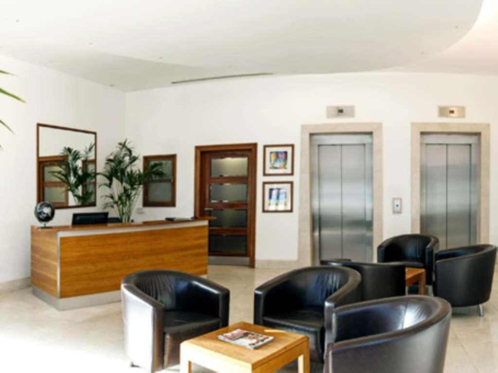 Property Image 038cd0ae-89f8-4f18-95f9-468f74ed2cf8