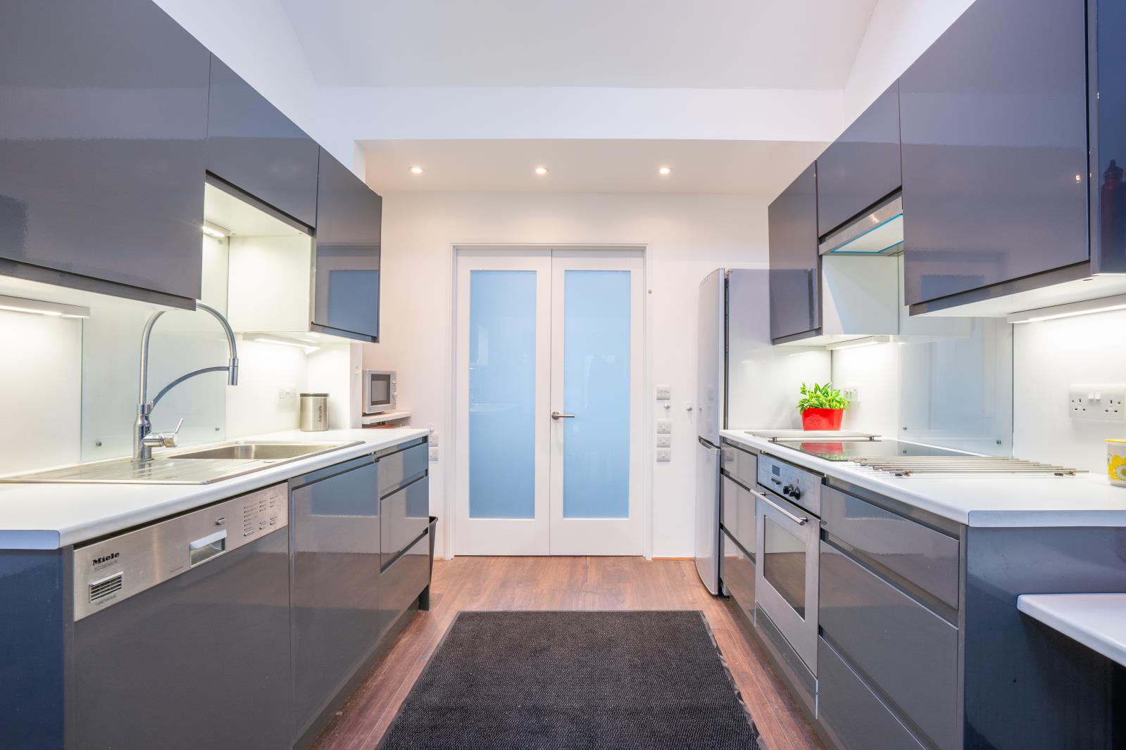 Property Image 038f01e4-c135-4ee8-adb8-09a669b31eb1