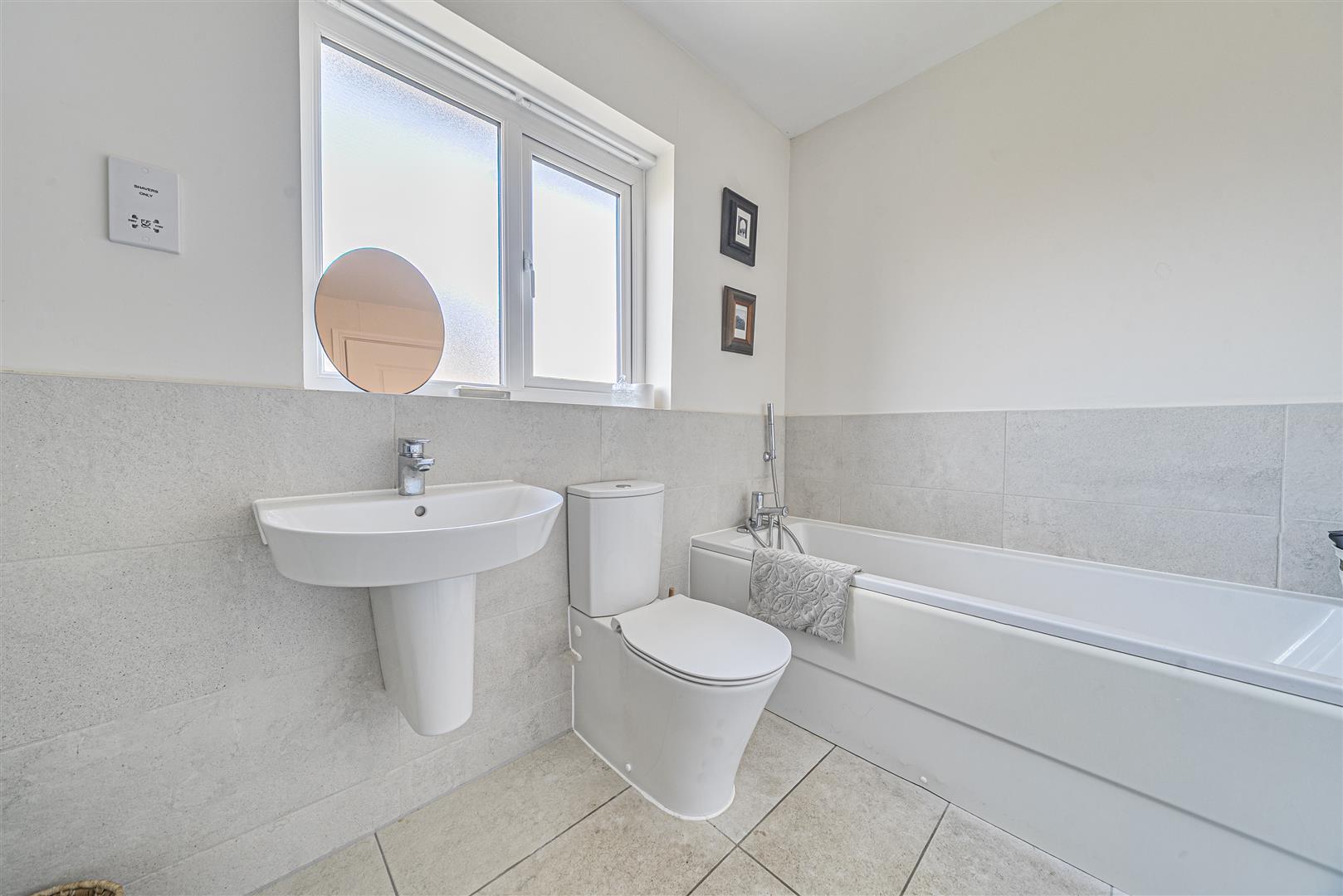 Property Image 0393b9bb-6dce-44a0-8f0f-e2308523b0e5