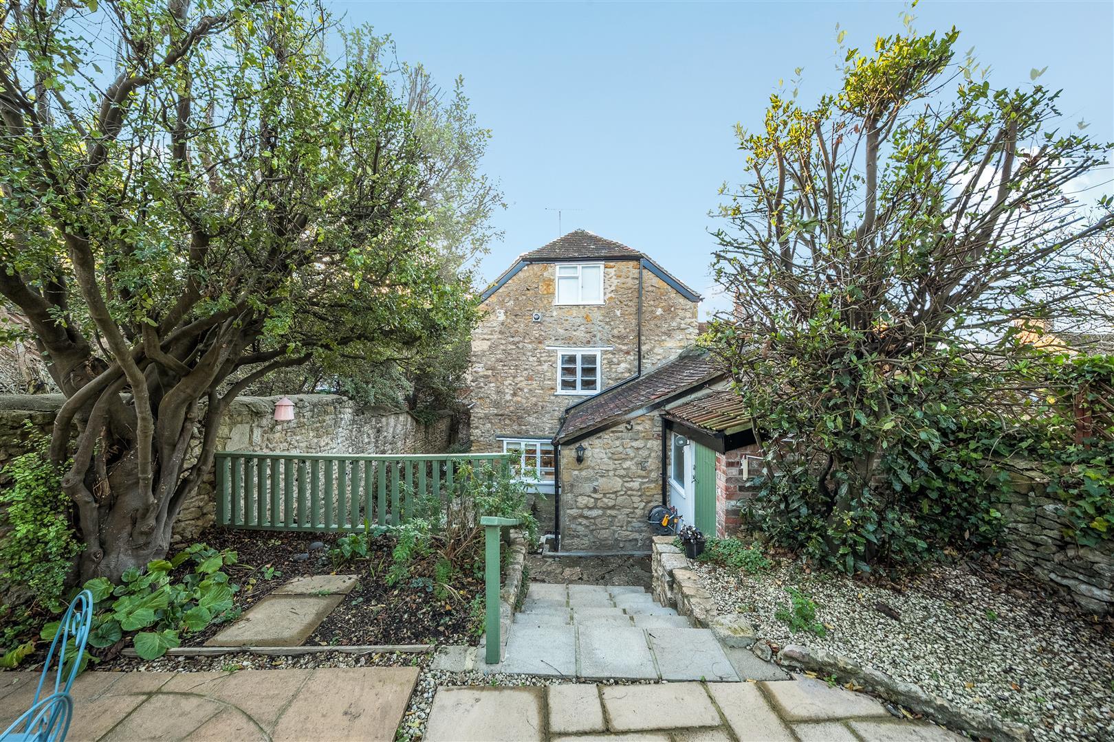 Property Image 0398a68f-5b56-4c2a-bcb7-13e600c1e734