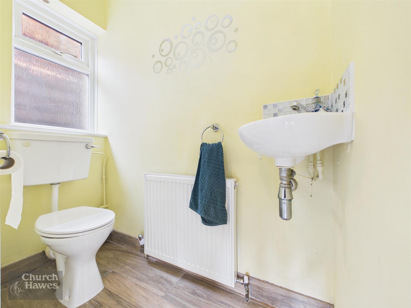 Property Image 039f7f47-783e-49be-82a3-4fc5a49f96cd