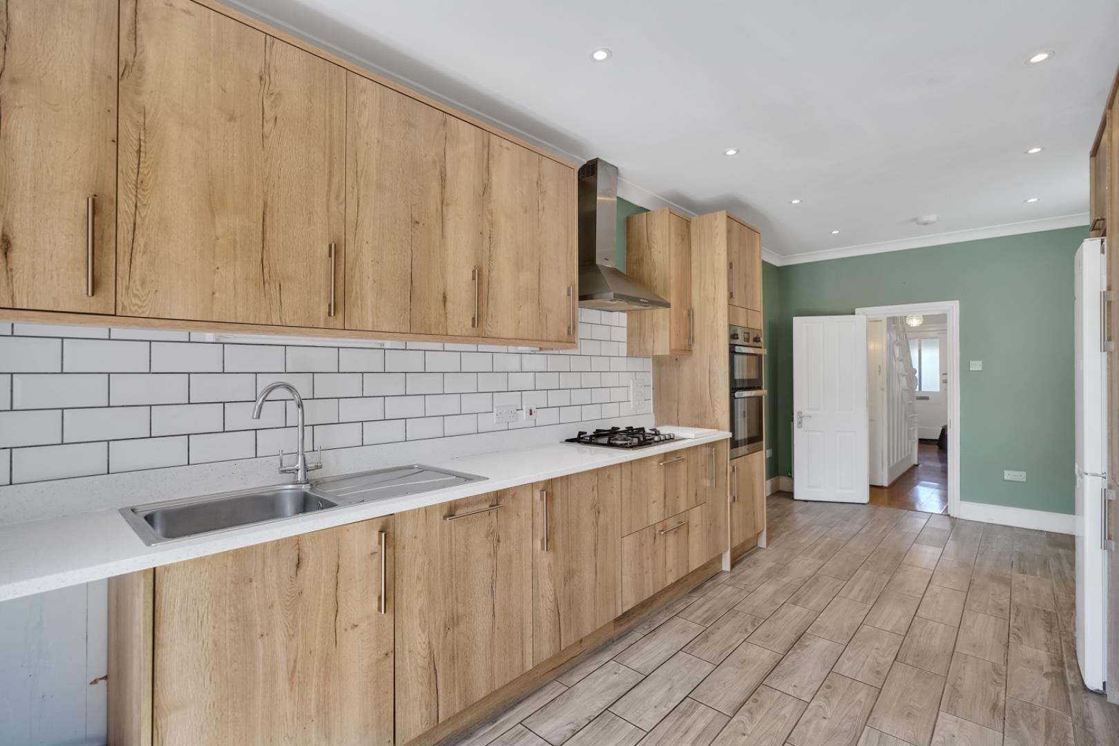 Property Image 03a325d9-1bd0-4b7d-81fb-b2961cd0efb7