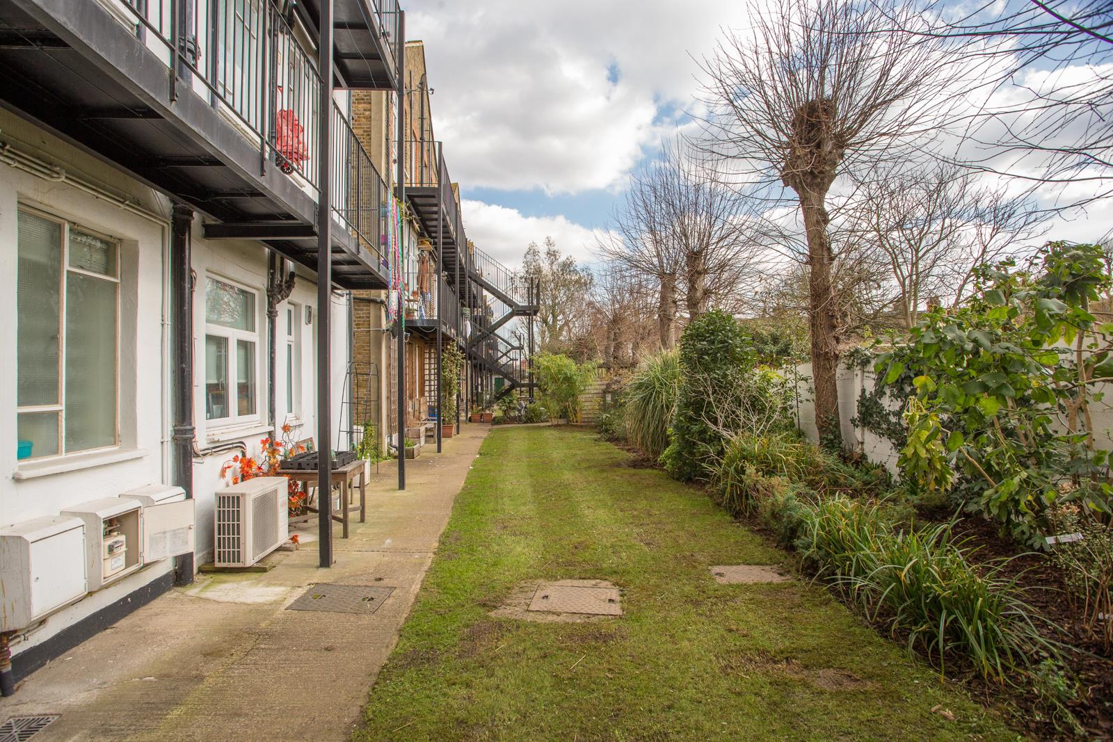 Property Image 03a4cde6-8e79-4299-88bd-f94e32abad7d