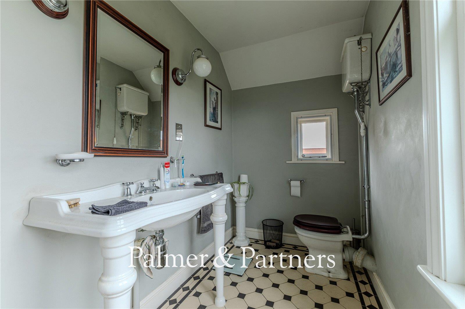 Property Image 03a7ae19-73c7-40b5-b06a-4c4c97b8f273
