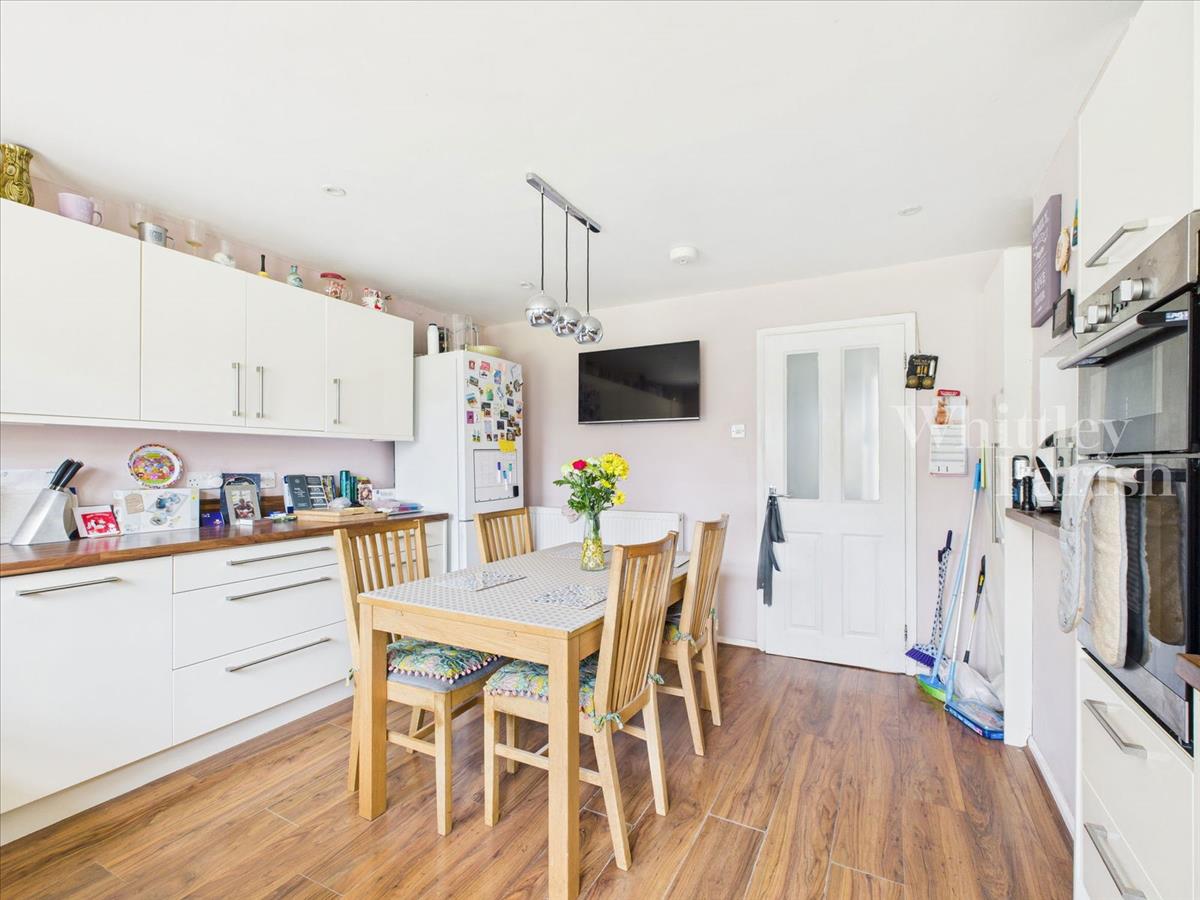 Property Image 03ad1263-6254-45ed-a7d8-9601b86ddda3