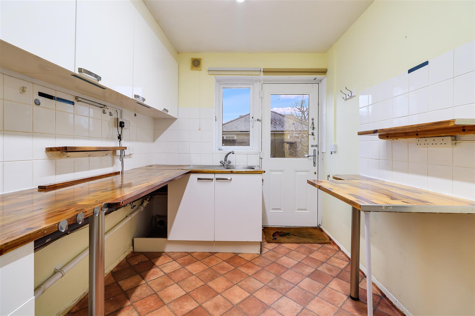 Property Image 03b92fae-16b9-474d-a8fc-40853a63f6d2