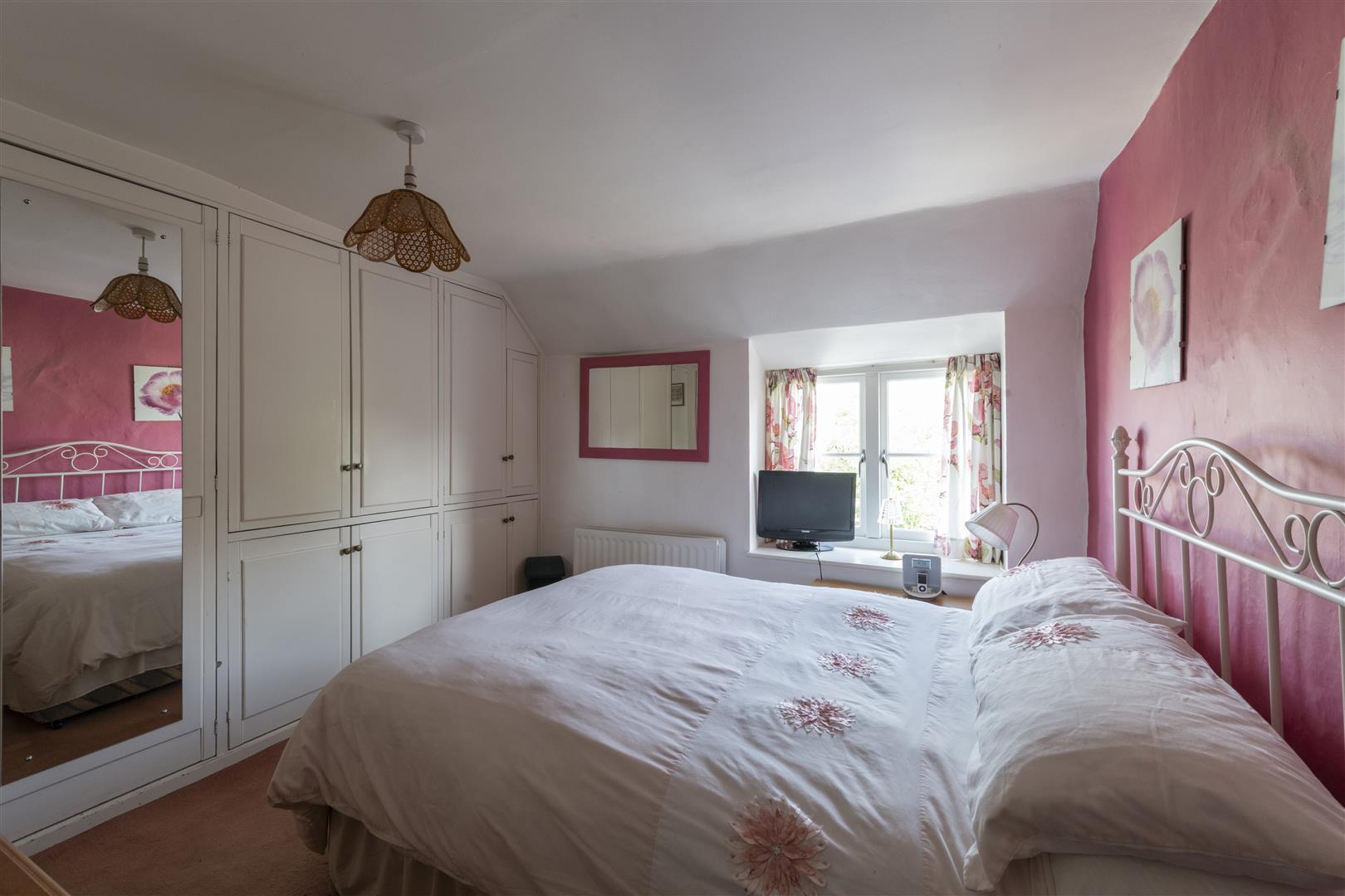 Property Image 03bd2e32-b67f-42fd-83ef-dbd289685a37