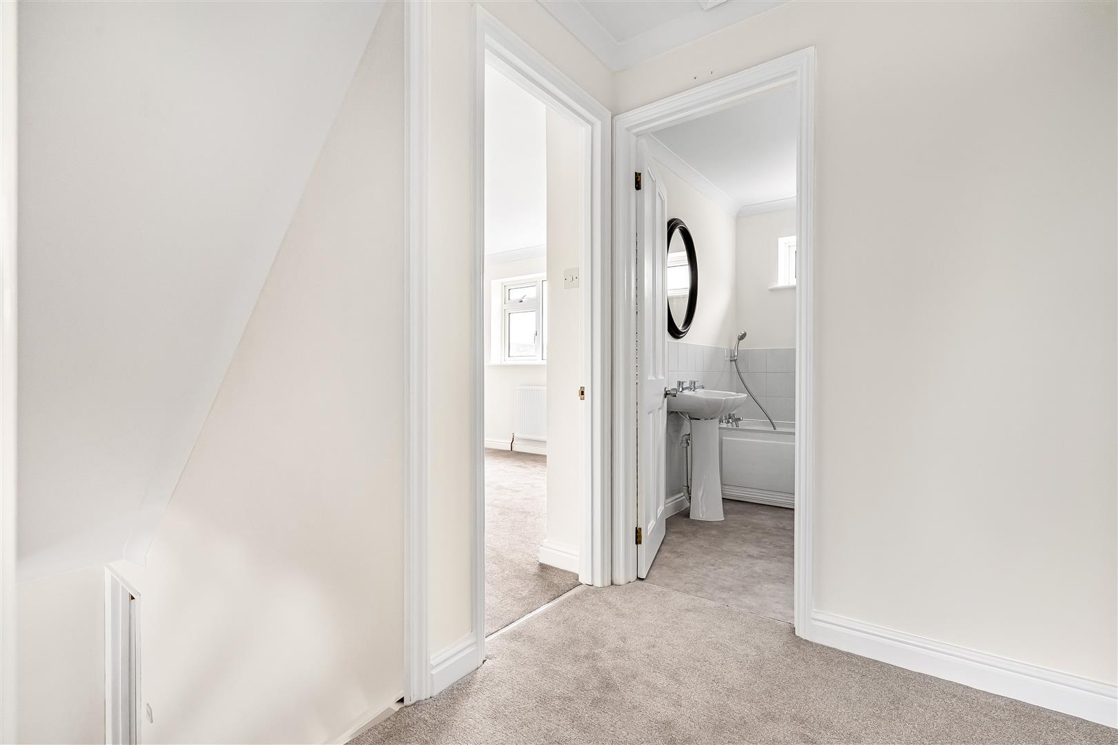 Property Image 03bde37b-a423-4939-8e08-de9fd03044d4