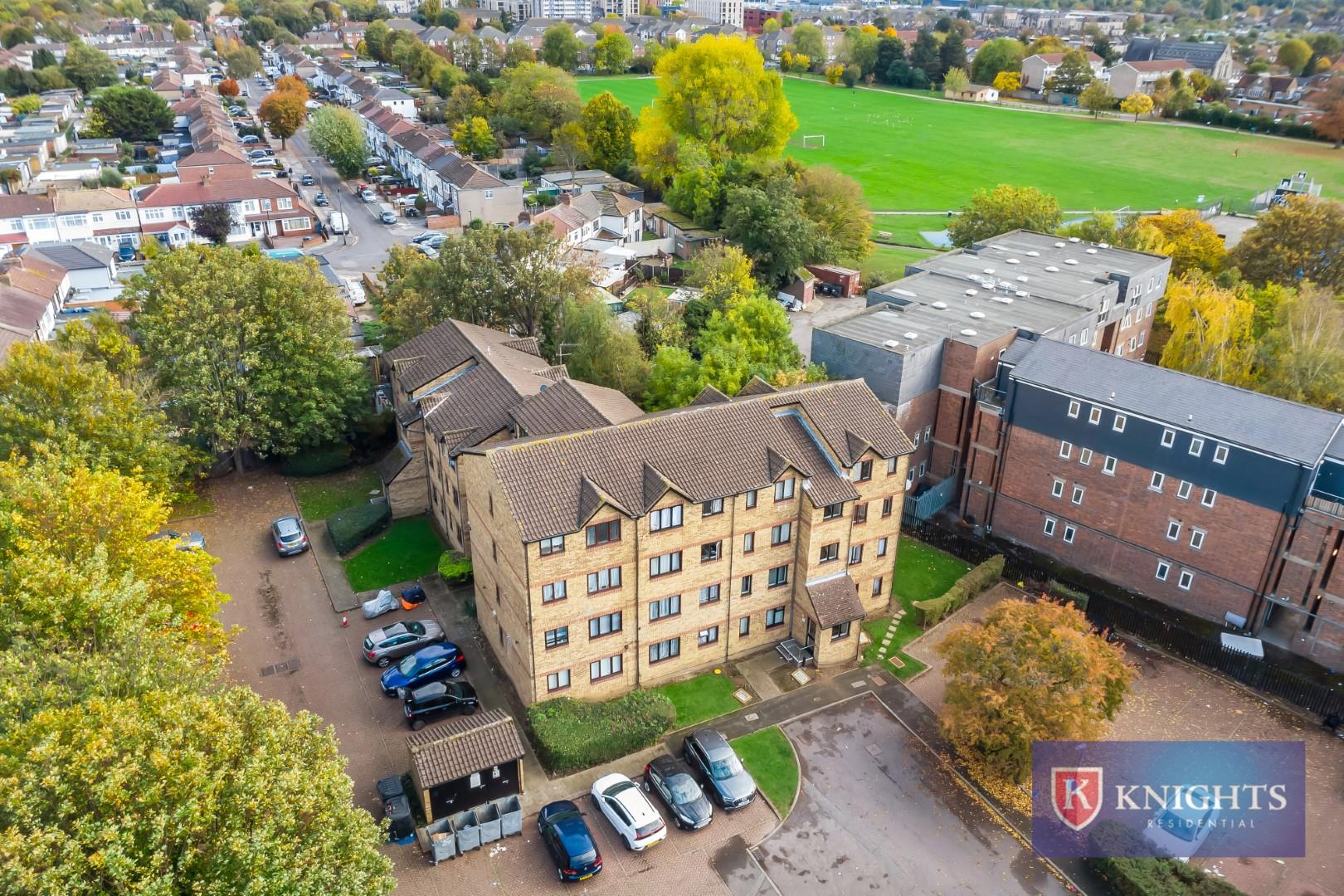Property Image 03c01ee2-491c-4ffc-9dc2-f051d349ae40