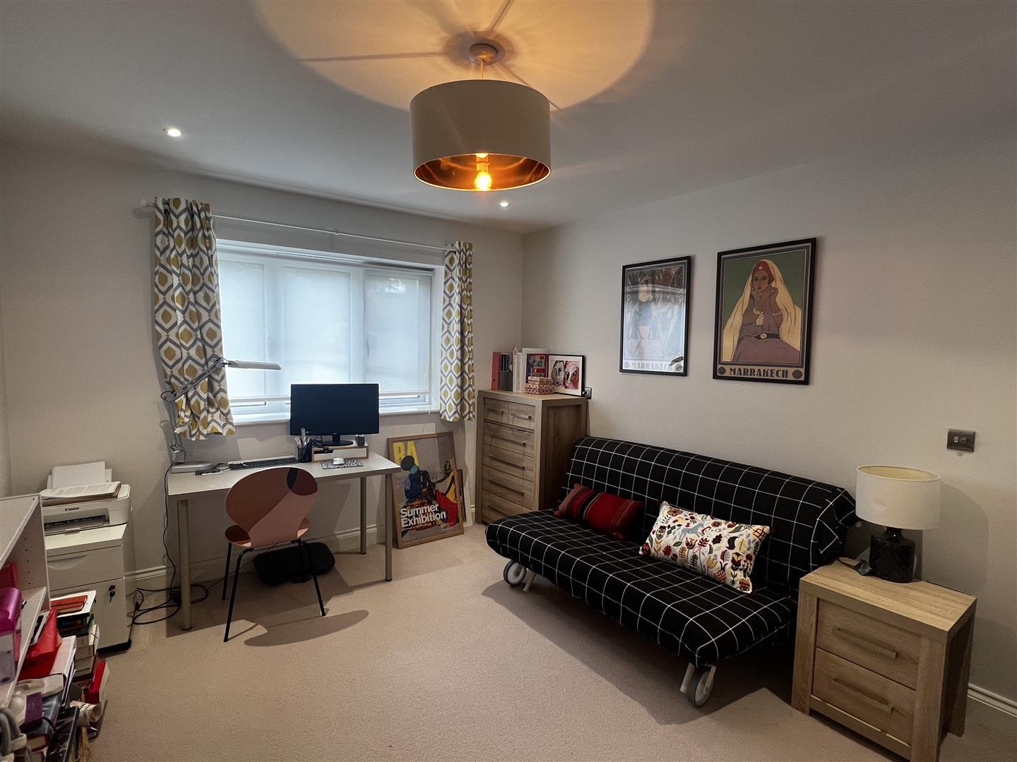 Property Image 03c6f3cf-4b94-4ab6-a560-594b2e17c61b