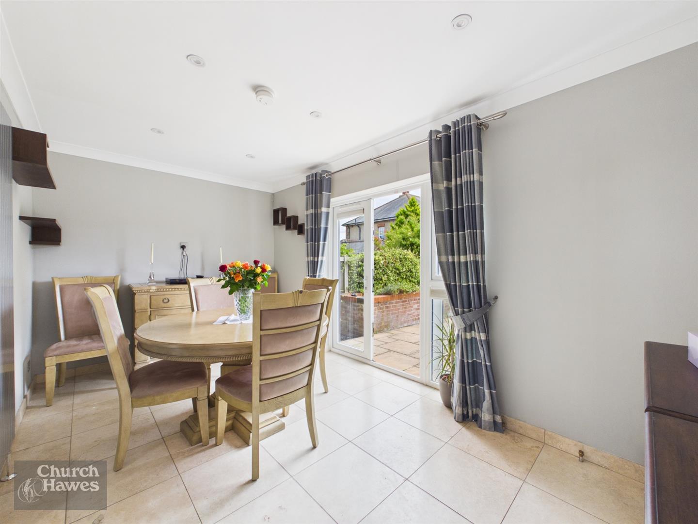 Property Image 03cec370-124f-4a09-a9a4-2989556ce50e